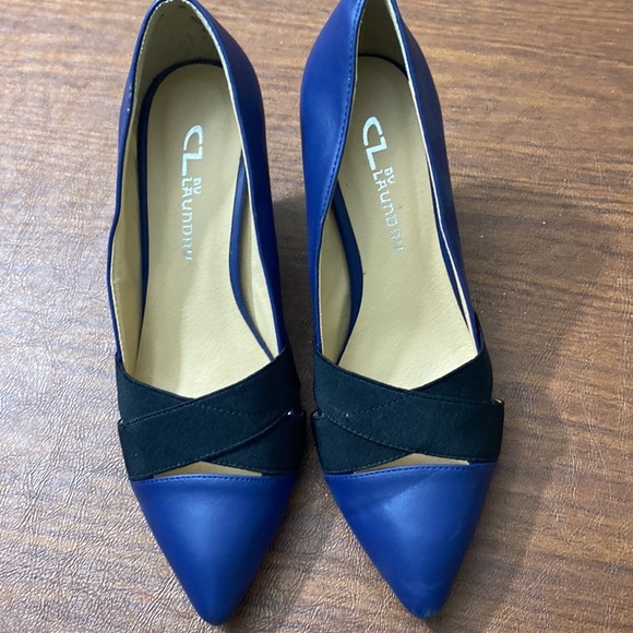 NWOT by CLaundry black and blue heels - Picture 3 of 6